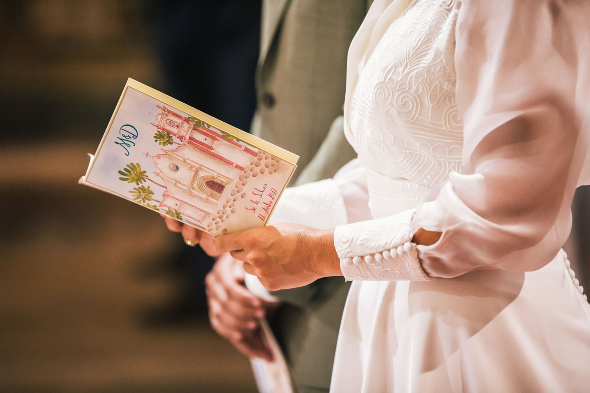 A Festa Aluga organiza eventos como casamentos, eventos corporativos e festas. Os serviços disponíveis são decoração, planning e aluguer de material.