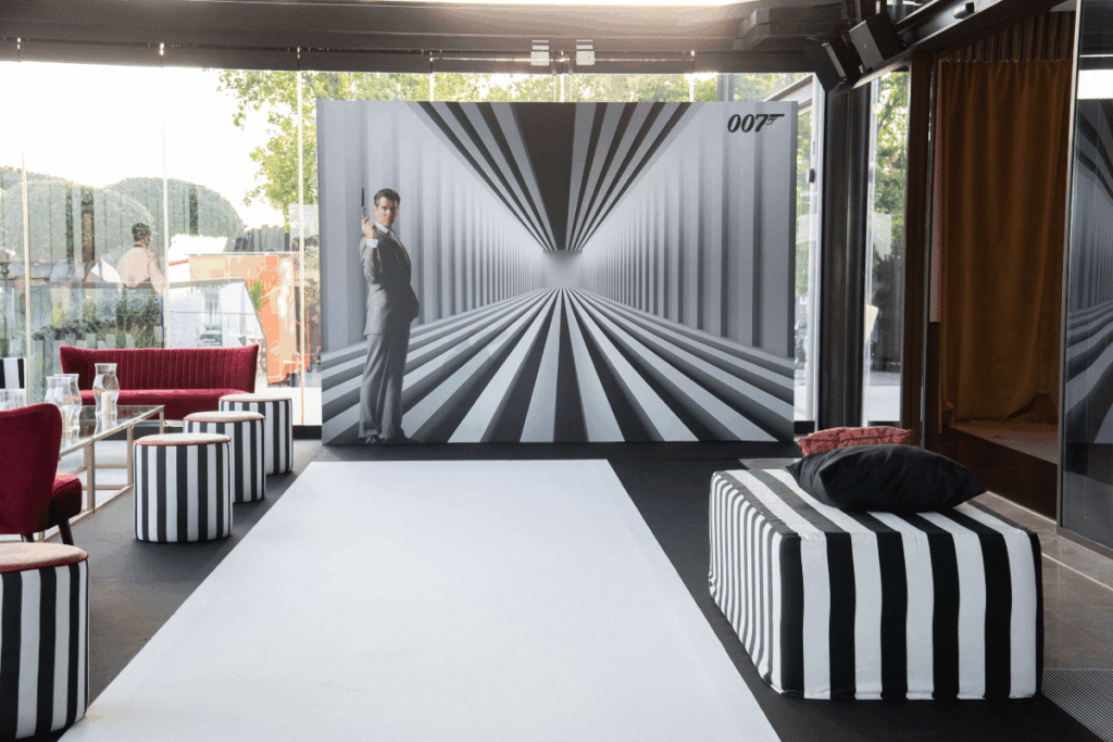 A Festa Aluga organiza eventos como casamentos, eventos corporativos e festas. Os serviços disponíveis são decoração, planning e aluguer de material.