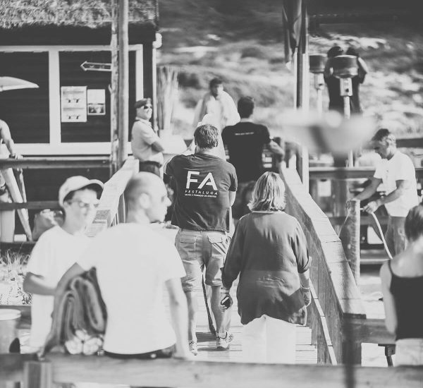 Festaluga provides full event services, including production, design, catering, lighting, and more to create memorable weddings and corporate events. | Services | Full 360º Event Planning Services | Festaluga