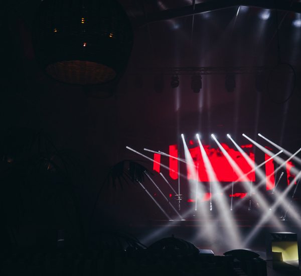 Festa-aluga-eventos-servicos-iluminacao-752